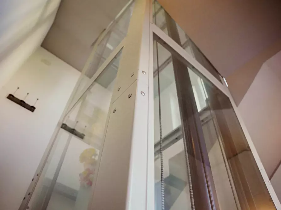 Immagine 7 di Appartamento in vendita  in via Nino Bixio a Varazze