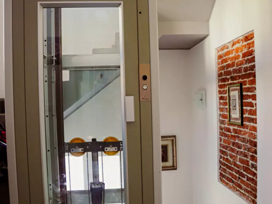 Immagine 8 di Appartamento in vendita  in via Nino Bixio a Varazze