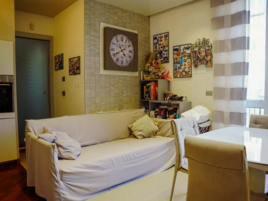 Immagine 11 di Appartamento in vendita  in via Nino Bixio a Varazze