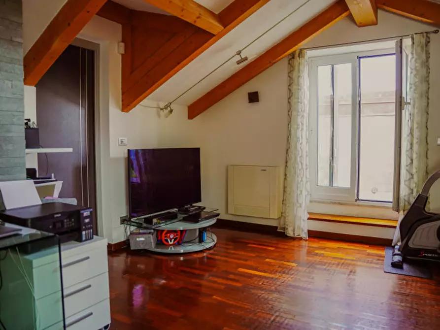 Immagine 21 di Appartamento in vendita  in via Nino Bixio a Varazze