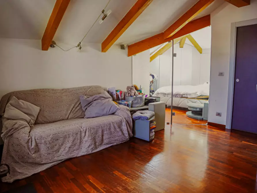 Immagine 24 di Appartamento in vendita  in via Nino Bixio a Varazze