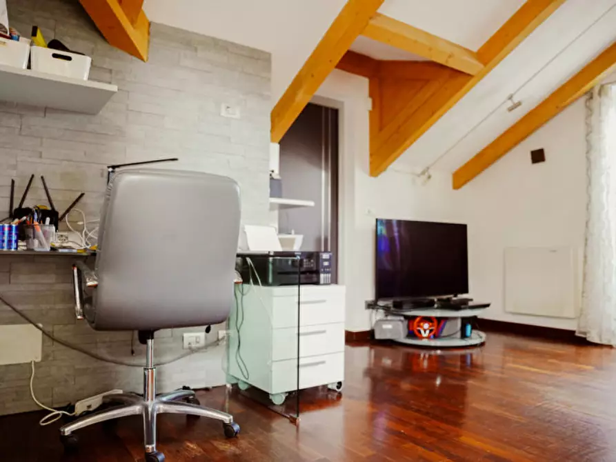 Immagine 25 di Appartamento in vendita  in via Nino Bixio a Varazze