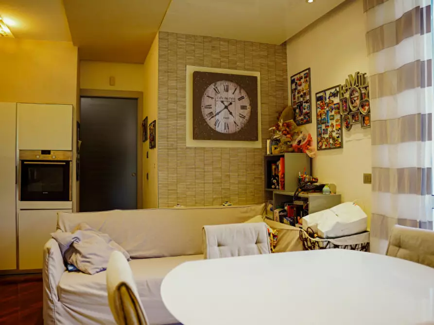 Immagine 36 di Appartamento in vendita  in via Nino Bixio a Varazze