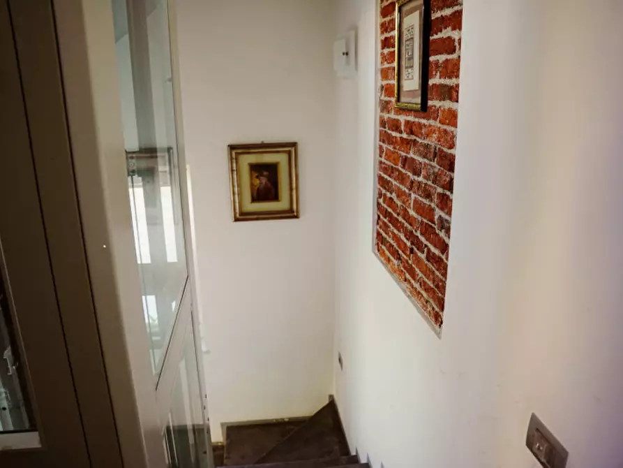 Immagine 45 di Appartamento in vendita  in via Nino Bixio a Varazze