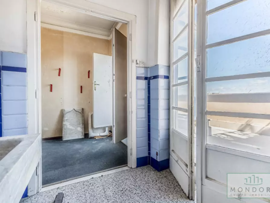 Immagine 18 di Attico in vendita  in Piazza Bologna a Roma