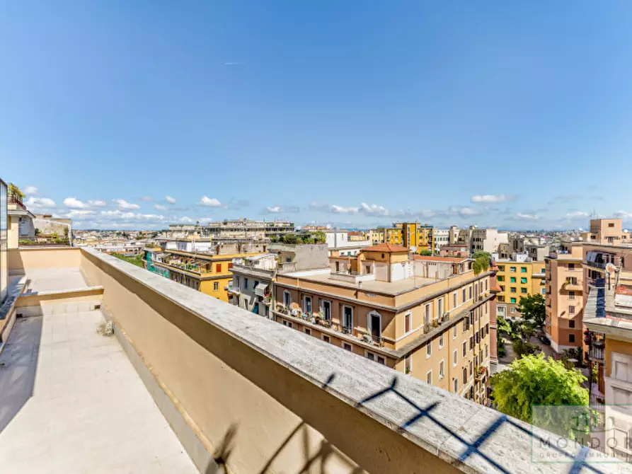 Immagine 22 di Attico in vendita  in Piazza Bologna a Roma