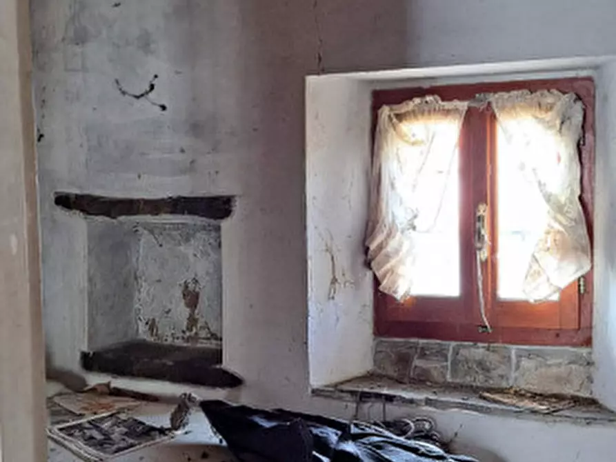 Immagine 7 di Rustico / casale in vendita  in Vico Soprano a Rezzoaglio