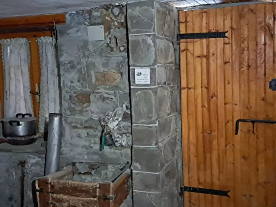 Immagine 9 di Rustico / casale in vendita  in Vico Soprano a Rezzoaglio