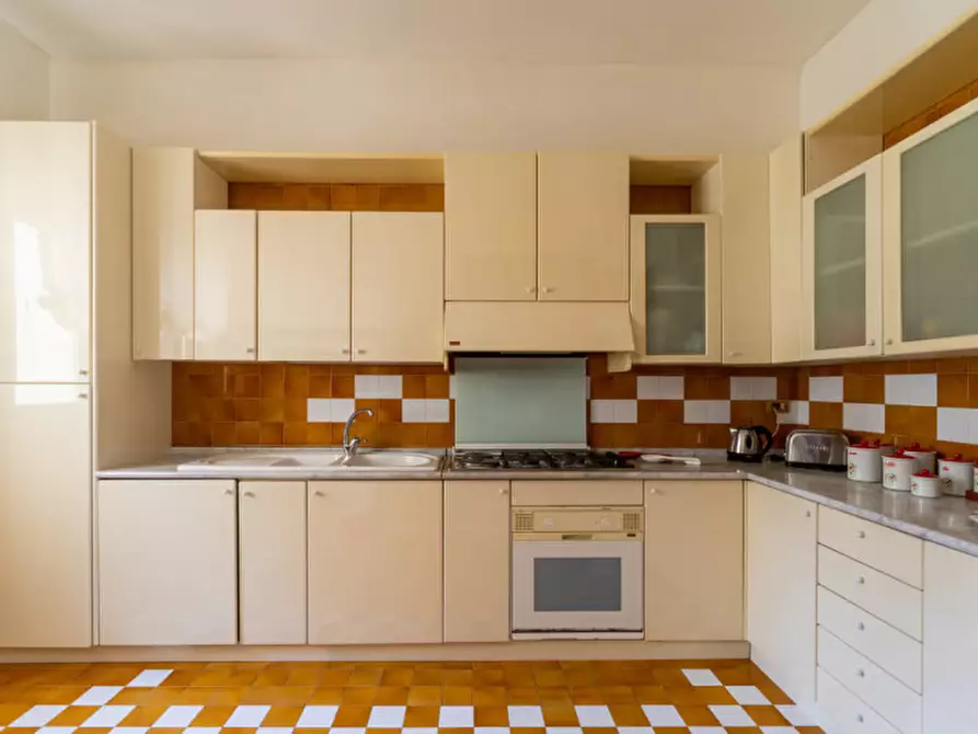 Immagine 26 di Villa in vendita  in Via Montanara 68 a Sava