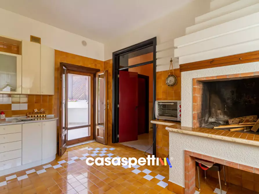 Immagine 27 di Villa in vendita  in Via Montanara 68 a Sava