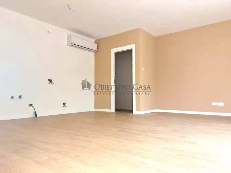 Immagine 3 di Casa quadrifamiliare in vendita  in Via Giuseppe Mazzini a Rovolon