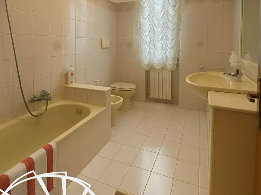 Immagine 9 di Villetta a schiera in vendita  a Montale