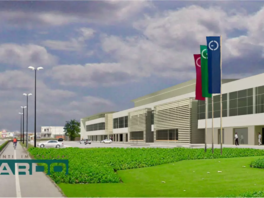 Immagine 1 di Ufficio in vendita  a Loria