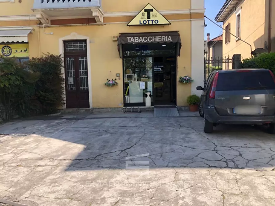 Immagine 3 di Attività commerciale in vendita  in Via Corsica a Brescia