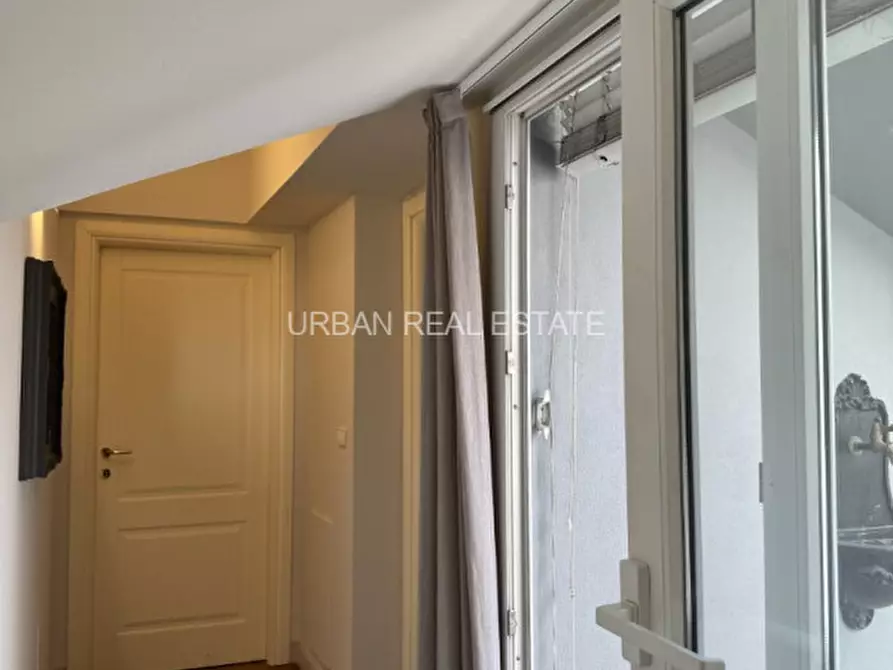 Immagine 17 di Attico in affitto  in Largo Barriera 14 a Trieste