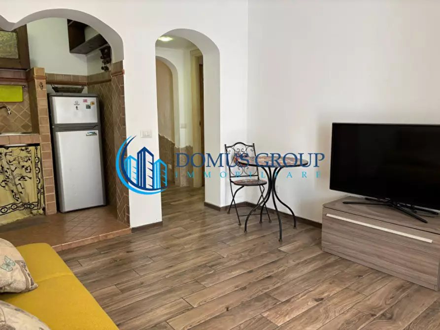Immagine 2 di Appartamento in vendita  in Via dei Rezzonico a Roma