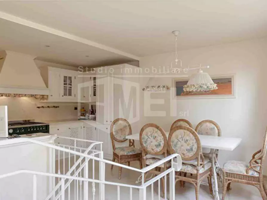 Immagine 10 di Villa in vendita  in via della gorgona a Livorno