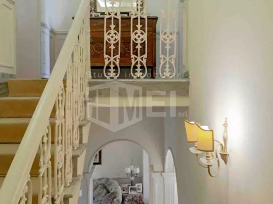 Immagine 13 di Villa in vendita  in via della gorgona a Livorno