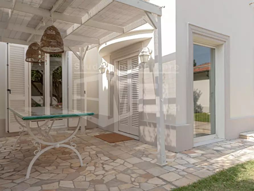 Immagine 22 di Villa in vendita  in via della gorgona a Livorno