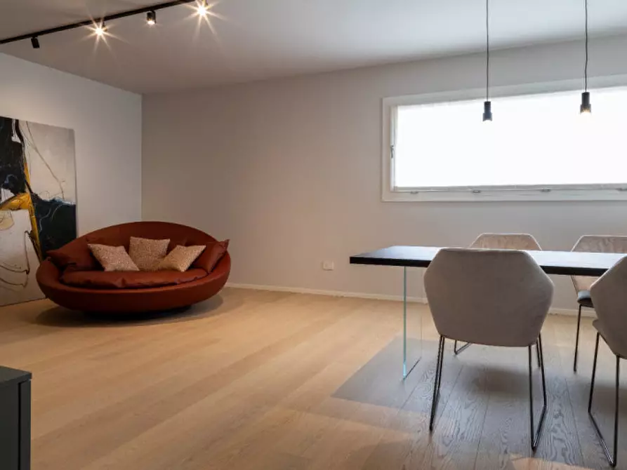 Immagine 8 di Attico in vendita  in Via Santa Maria in Colle a Montebelluna