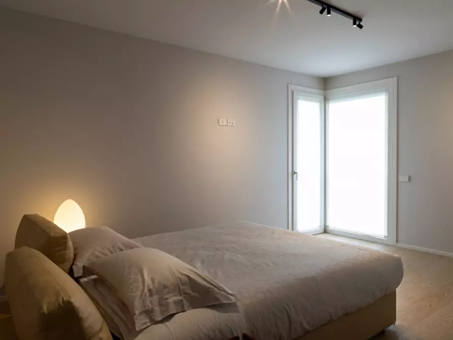 Immagine 23 di Attico in vendita  in Via Santa Maria in Colle a Montebelluna