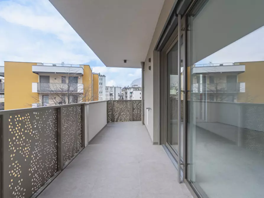 Immagine 1 di Appartamento in vendita  in Via Vicenza a Bolzano