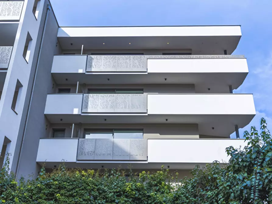 Immagine 5 di Appartamento in vendita  in Via Vicenza a Bolzano