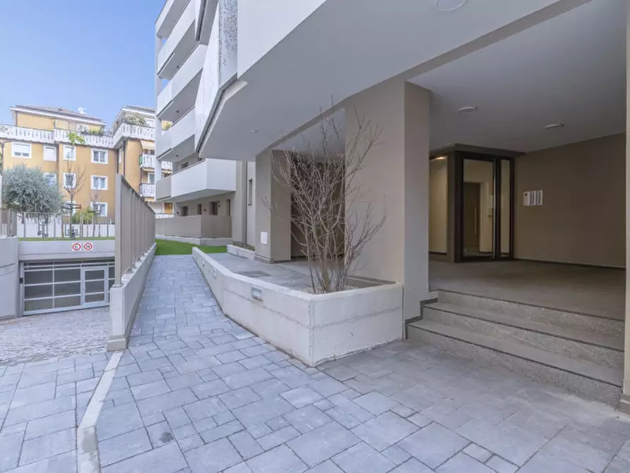Immagine 13 di Appartamento in vendita  in Via Vicenza a Bolzano