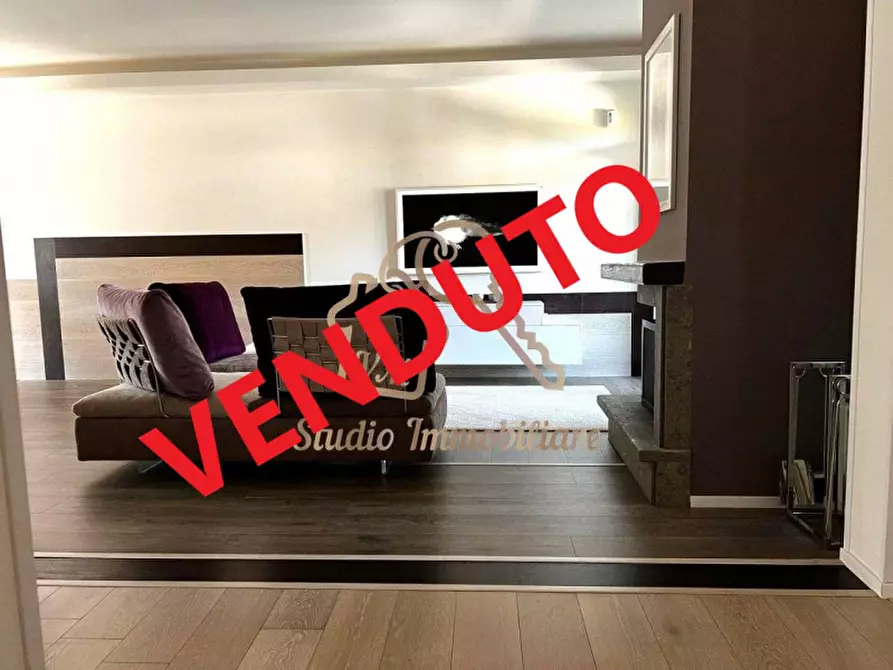 Immagine 1 di Villetta a schiera in vendita  in Via San Giuseppe da Leonessa,35 a Roma