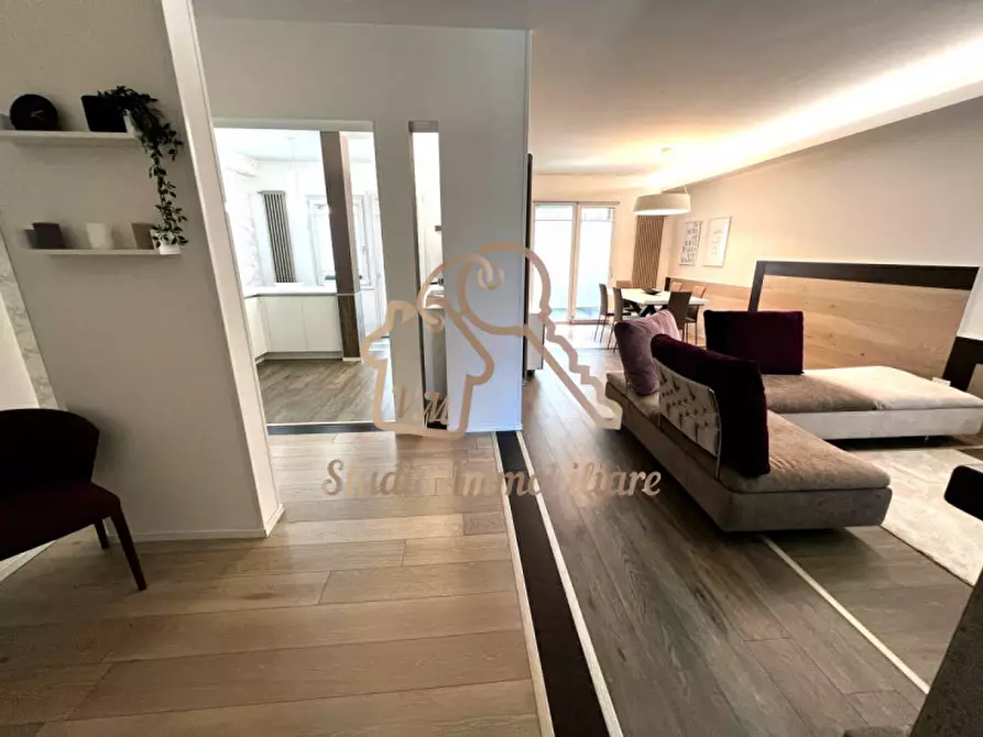 Immagine 7 di Villetta a schiera in vendita  in Via San Giuseppe da Leonessa,35 a Roma