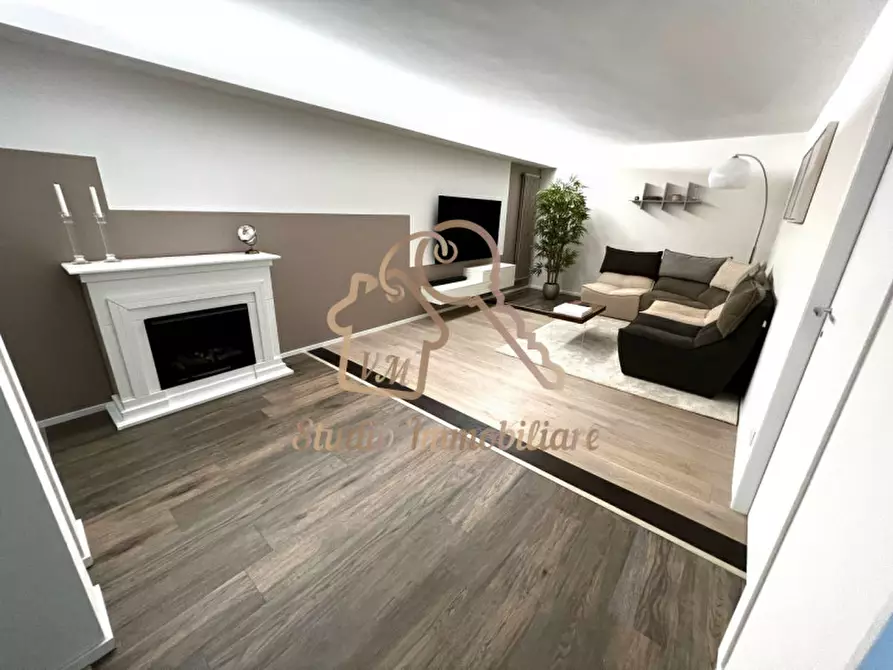 Immagine 15 di Villetta a schiera in vendita  in Via San Giuseppe da Leonessa,35 a Roma