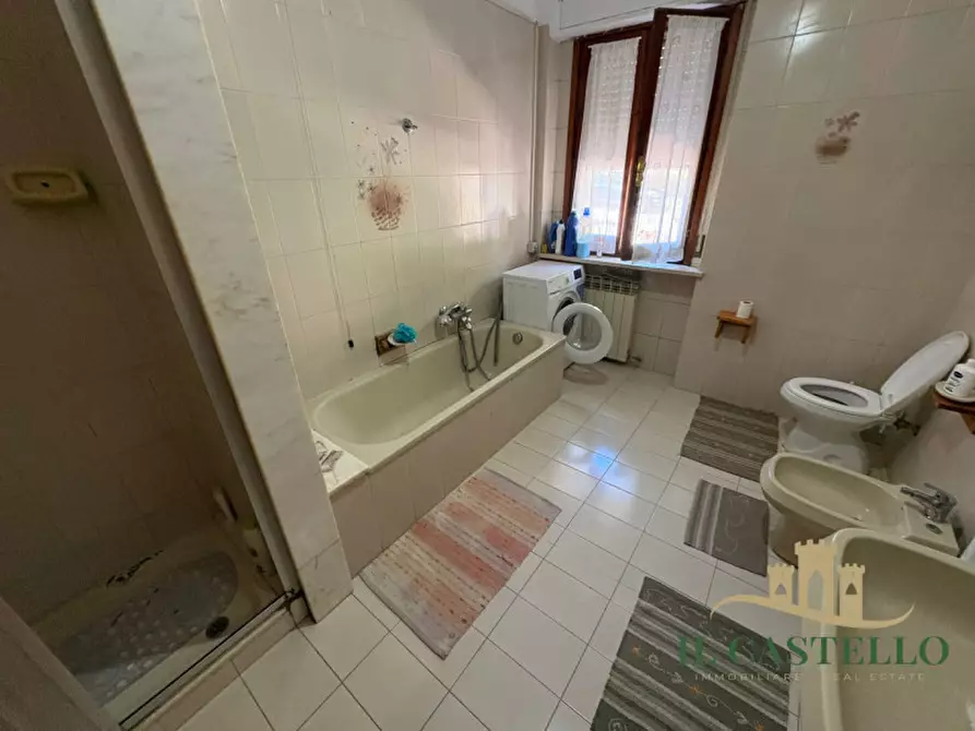 Immagine 16 di Appartamento in vendita  in Via Liguria a Castiglione Del Lago