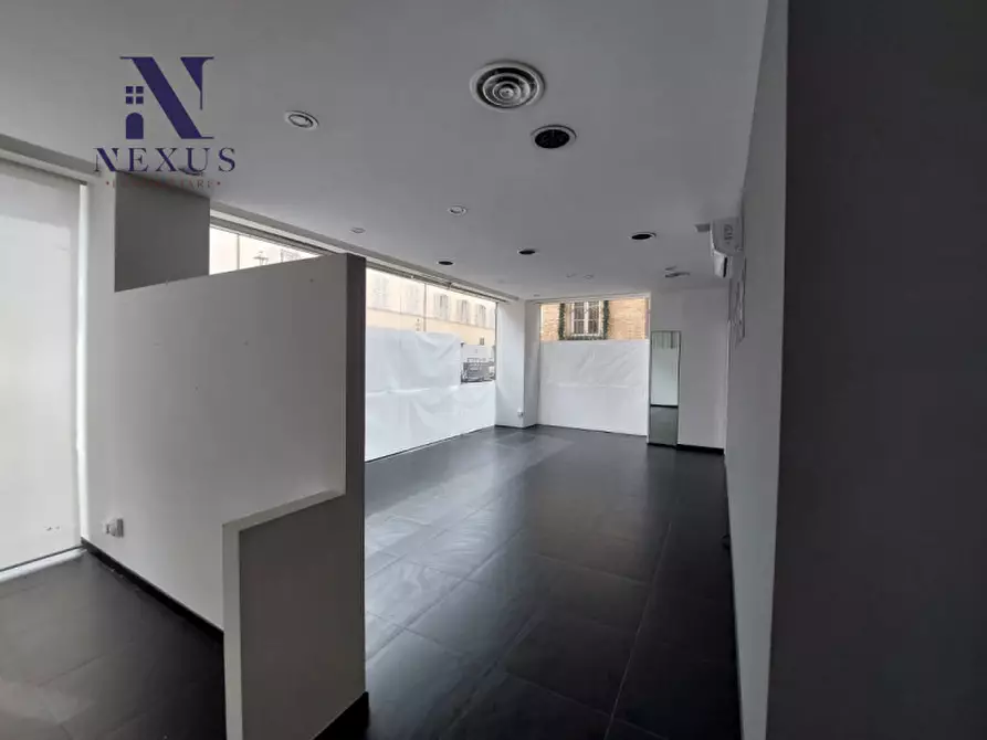 Immagine 6 di Negozio in affitto  in Via U. De' Pili 32 a Fano