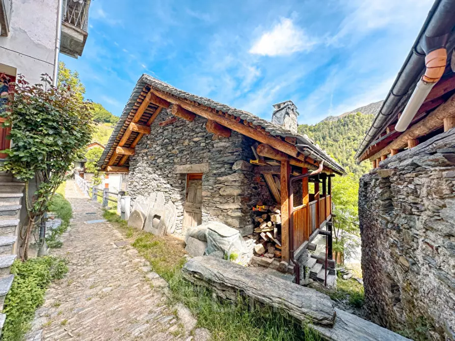 Immagine 5 di Appartamento in vendita  in Frazione San Gottardo 2/3 a Rimella