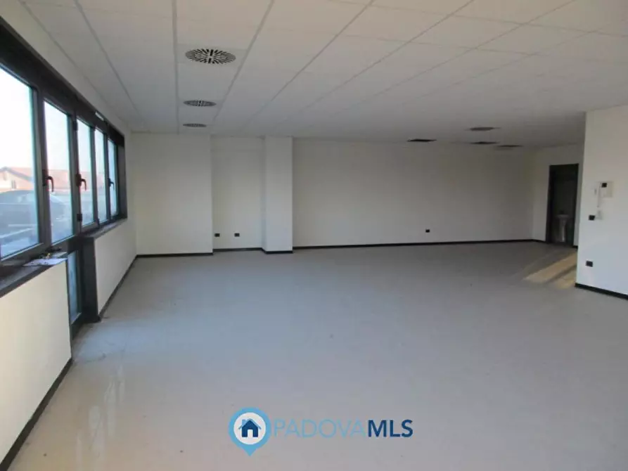 Immagine 4 di Ufficio in affitto  a Vigonza