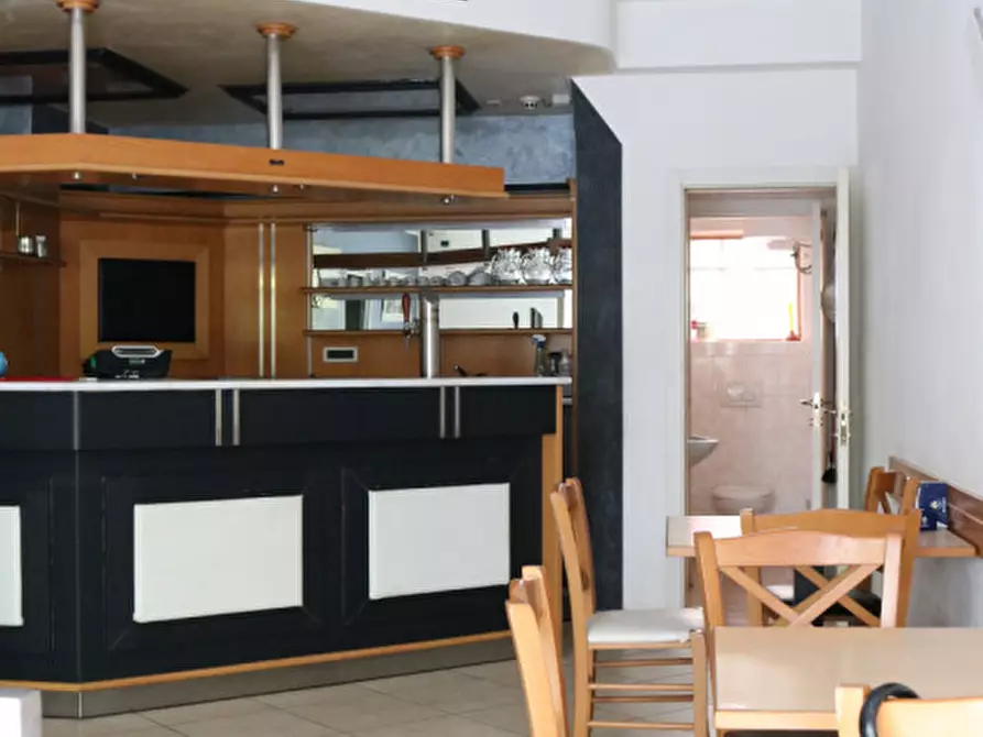 Immagine 4 di Negozio in vendita  in Via Milano - Mailandstraße a Bolzano