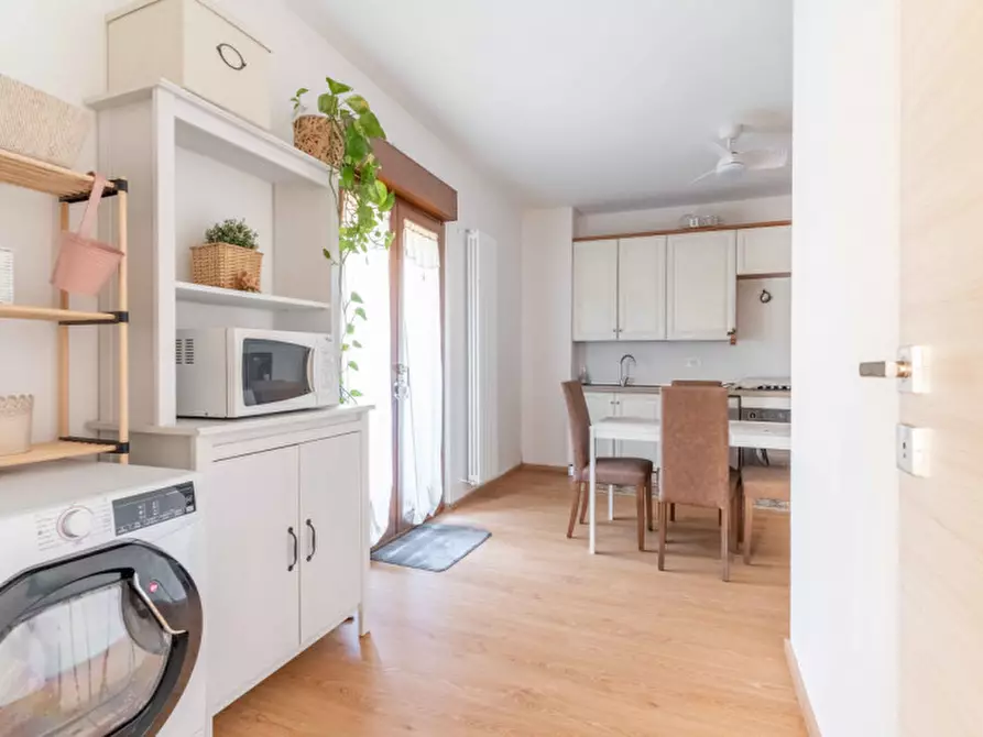 Immagine 11 di Appartamento in vendita  in Via Roma, 21 a Cesano Boscone