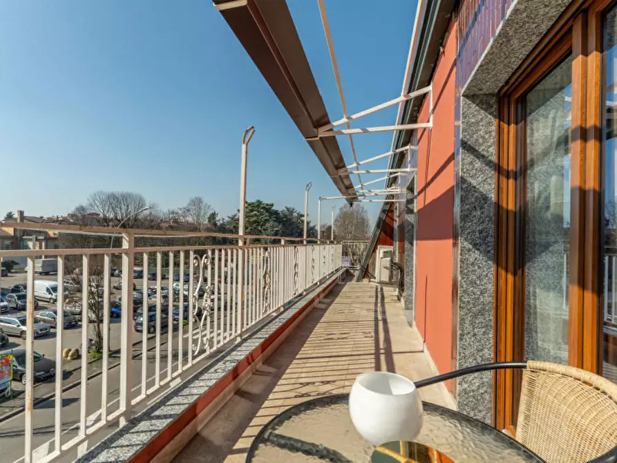 Immagine 23 di Appartamento in vendita  in Via Roma, 21 a Cesano Boscone