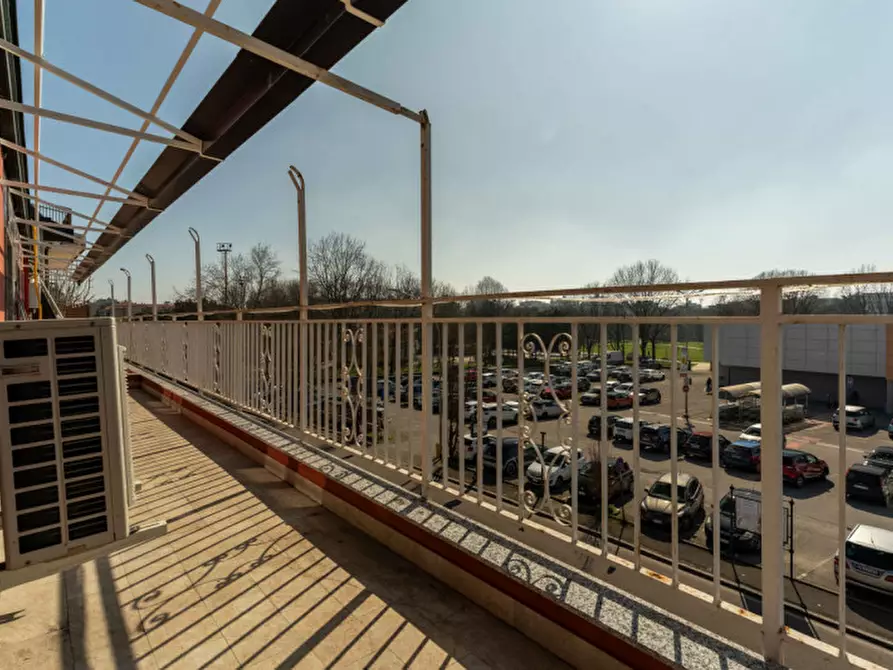 Immagine 25 di Appartamento in vendita  in Via Roma, 21 a Cesano Boscone