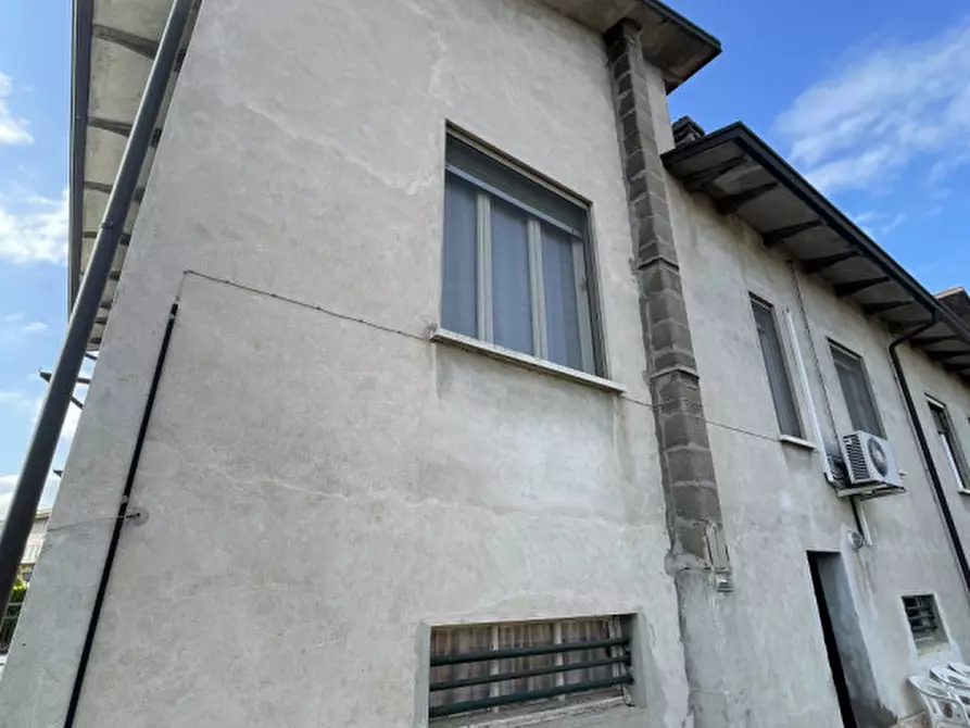 Immagine 39 di Casa bifamiliare in vendita  a Suzzara