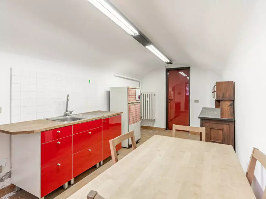 Immagine 5 di Magazzino in vendita  in Via Clefi, 3 a Milano