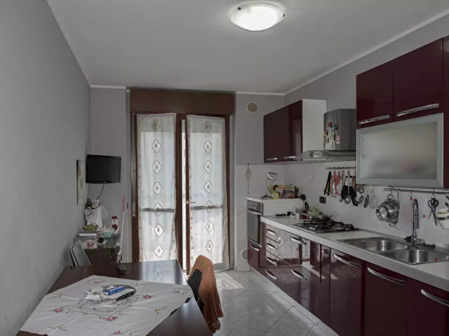 Immagine 15 di Appartamento in vendita  in Via Valprato 43/4 a Torino