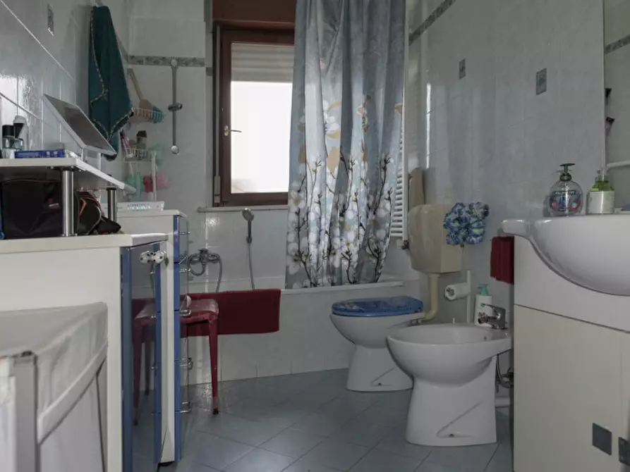 Immagine 19 di Appartamento in vendita  in Via Valprato 43/4 a Torino