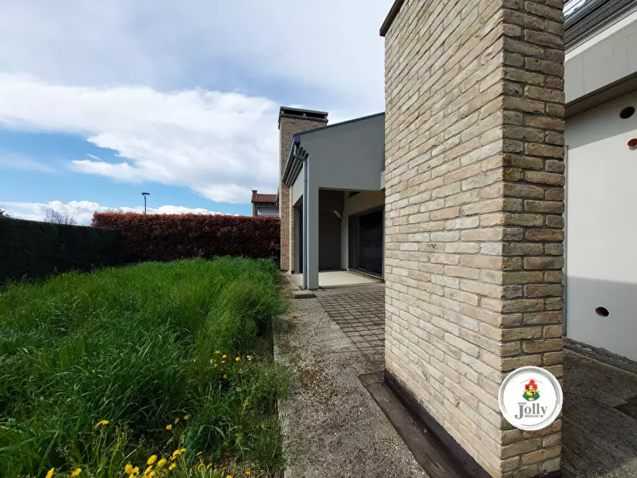 Immagine 6 di Casa bifamiliare in vendita  in Via Zaccarian a Piove Di Sacco