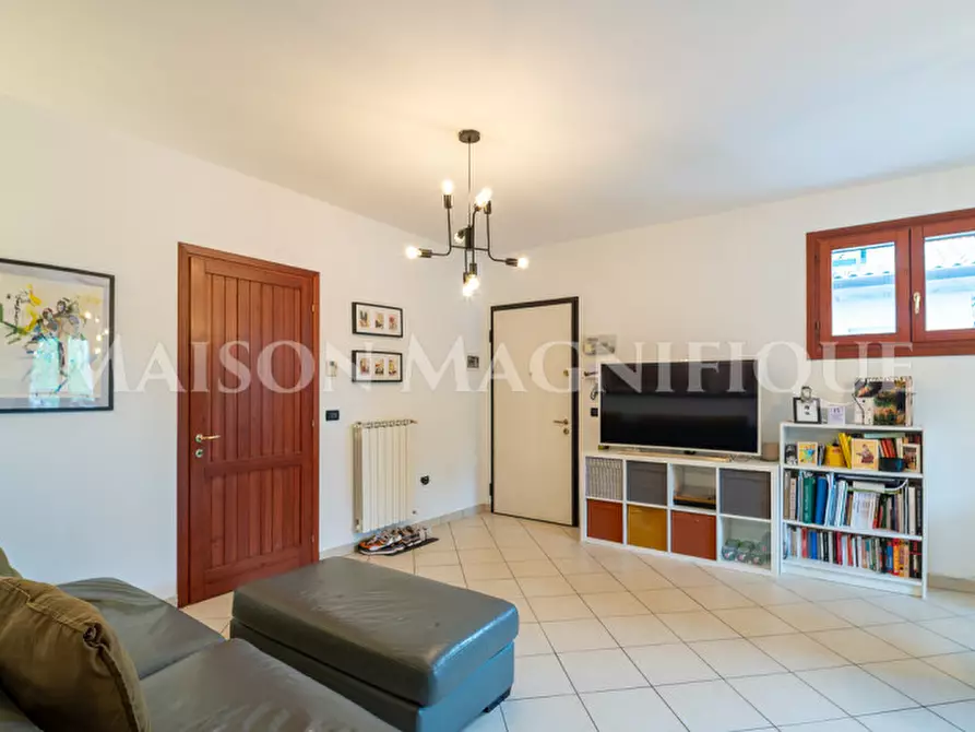 Immagine 5 di Appartamento in vendita  in Via Piazza Vittorio Veneto 121 a Mesola