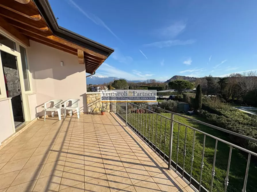 Immagine 16 di Villa in vendita  in Via Pieve Vecchia a Manerba Del Garda