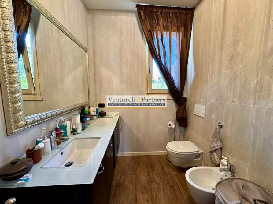 Immagine 25 di Villa in vendita  in Via Pieve Vecchia a Manerba Del Garda