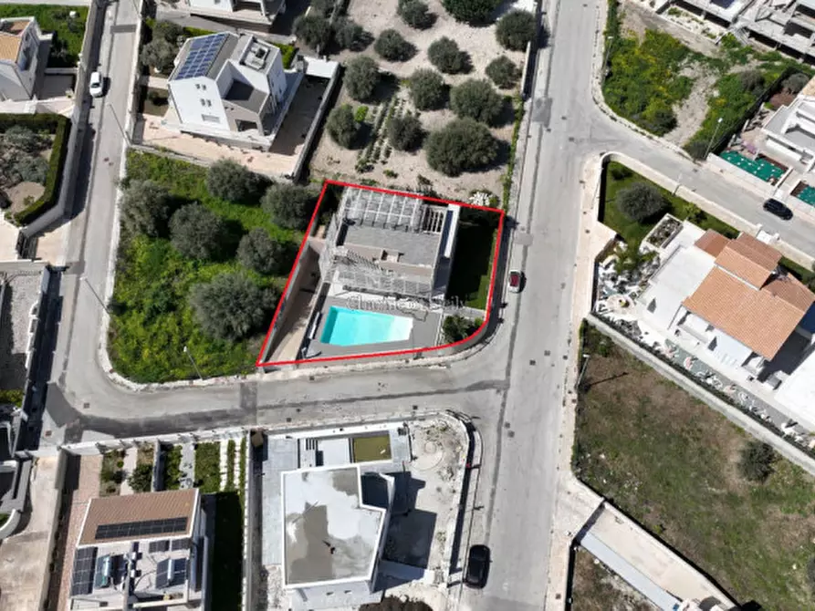 Immagine 2 di Villa in vendita  a Pozzallo