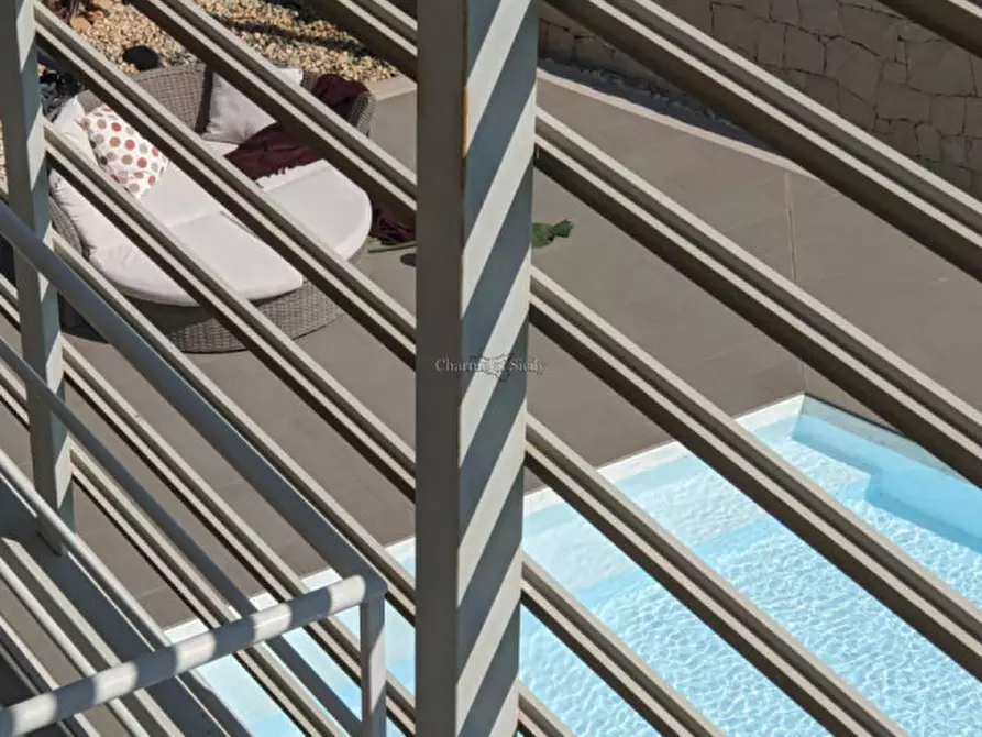 Immagine 12 di Villa in vendita  a Pozzallo