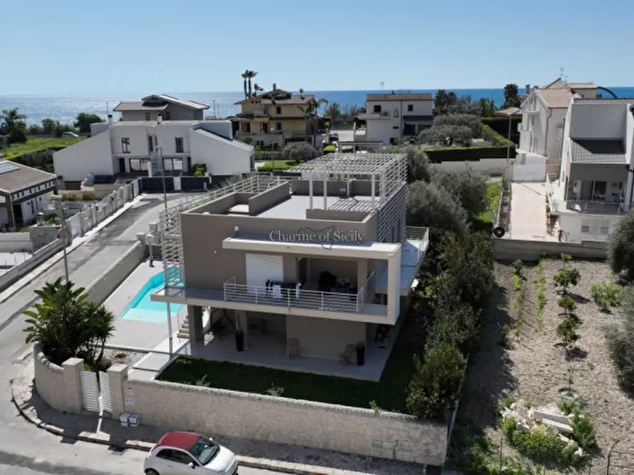 Immagine 24 di Villa in vendita  a Pozzallo